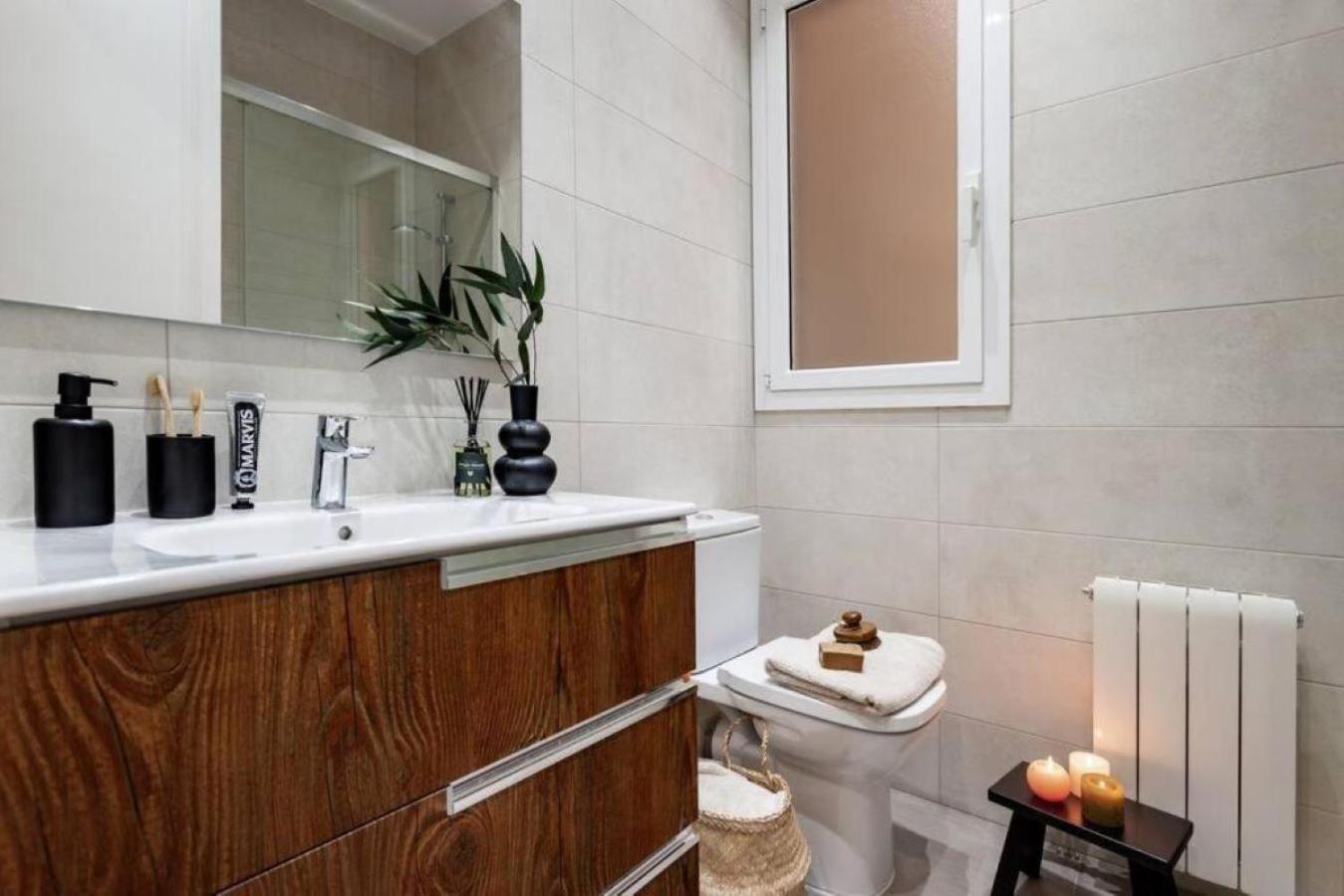 - 2 Bedrooms And Balcony In Sant Antoni Appartamento